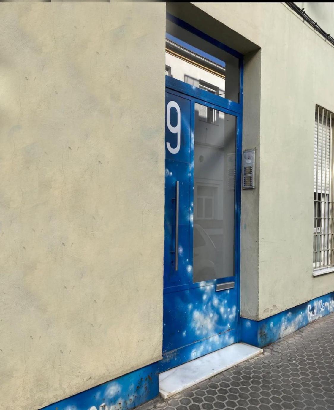 Moderno Estudio Junto Al Rio Seville Exterior photo