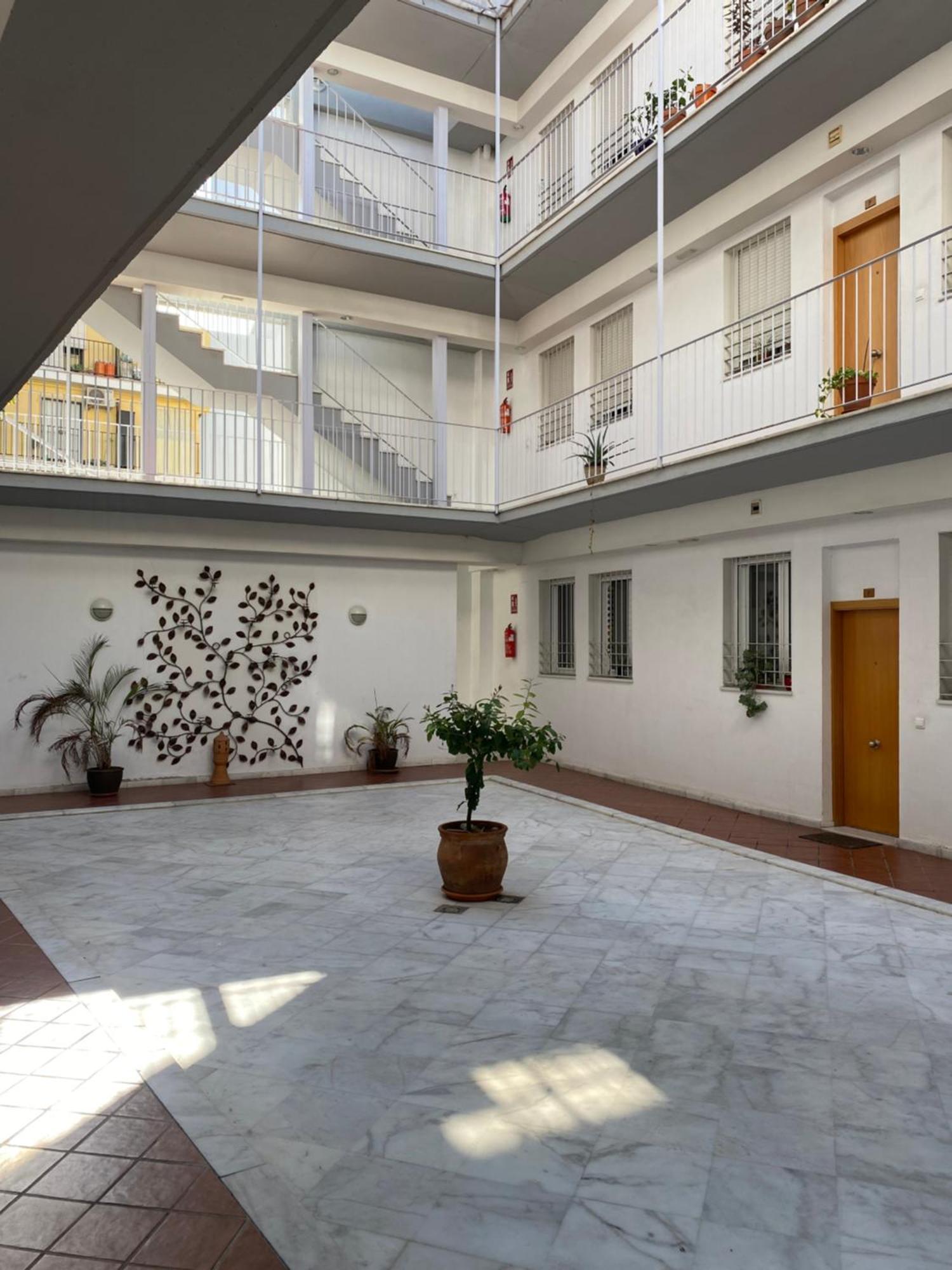 Moderno Estudio Junto Al Rio Seville Exterior photo