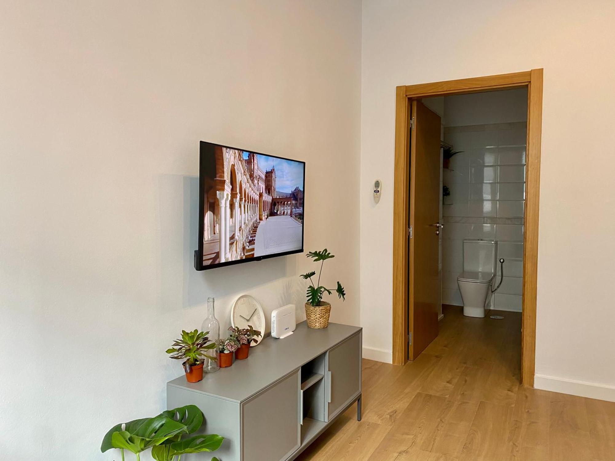 Moderno Estudio Junto Al Rio Seville Exterior photo